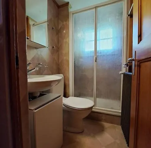 Engi 2 For Up To 6 People